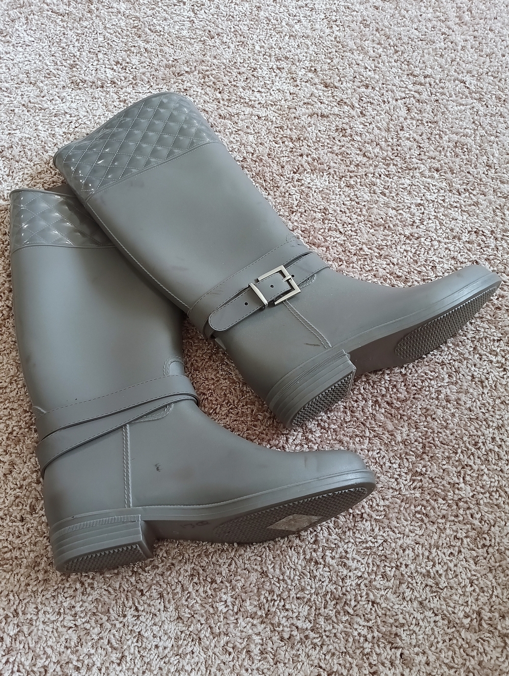Adriana New York Quilted Shaft Rain Boots in Gray